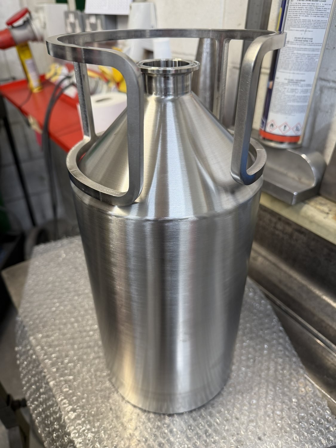 Stainless steel powder containers, 3D metal printed (photo 7 of 16)